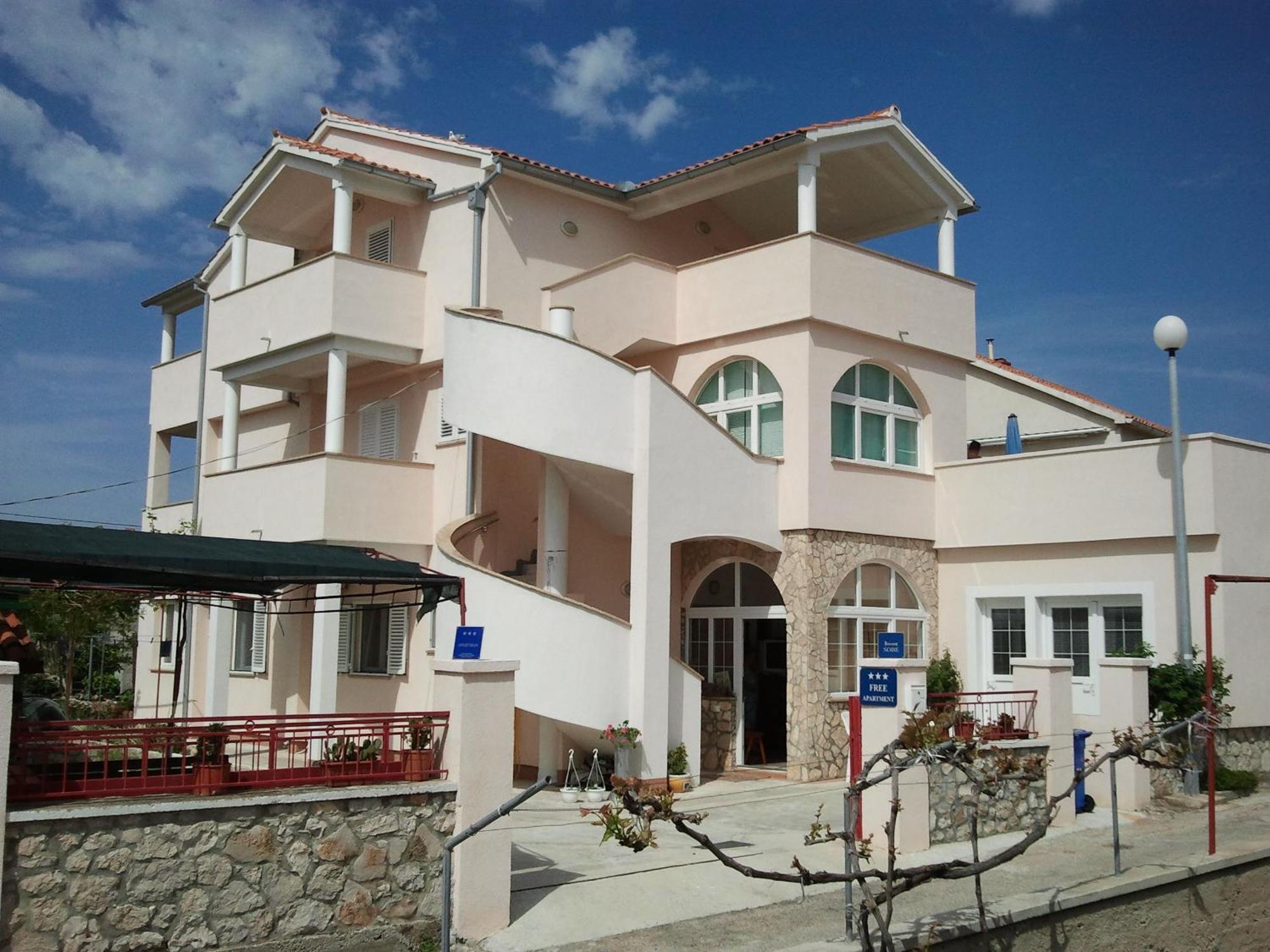 Apartments Jakovcev Betina  Exterior foto