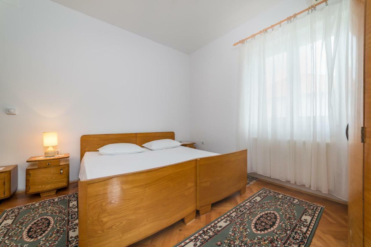 Apartments Jakovcev Betina  Exterior foto